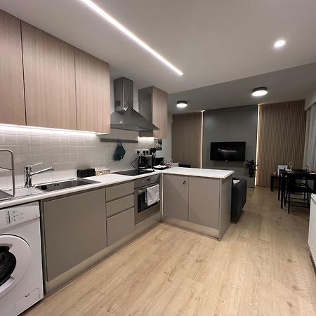 Daniela'S Modern Apartment Strovolos Экстерьер фото