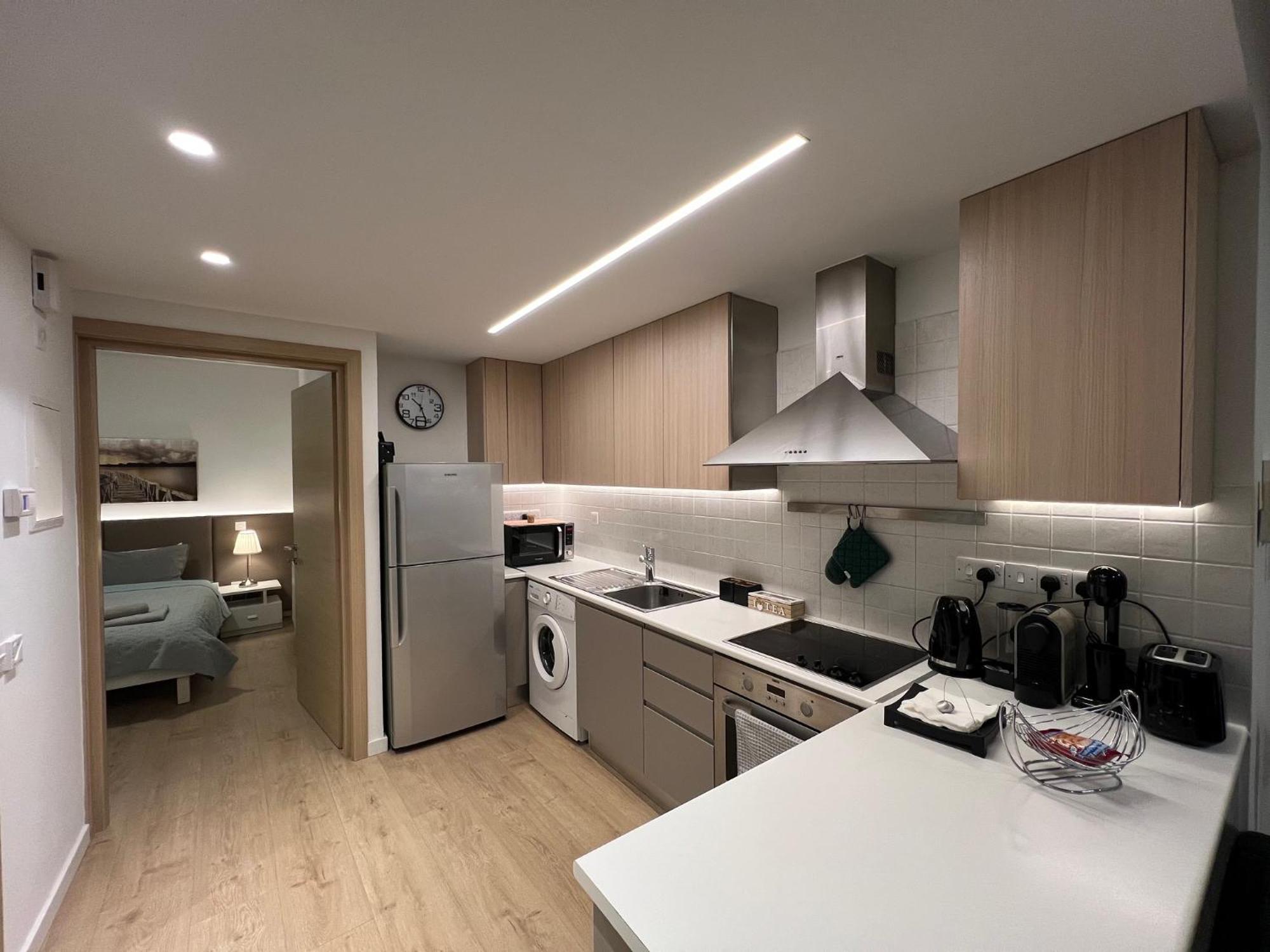 Daniela'S Modern Apartment Strovolos Экстерьер фото